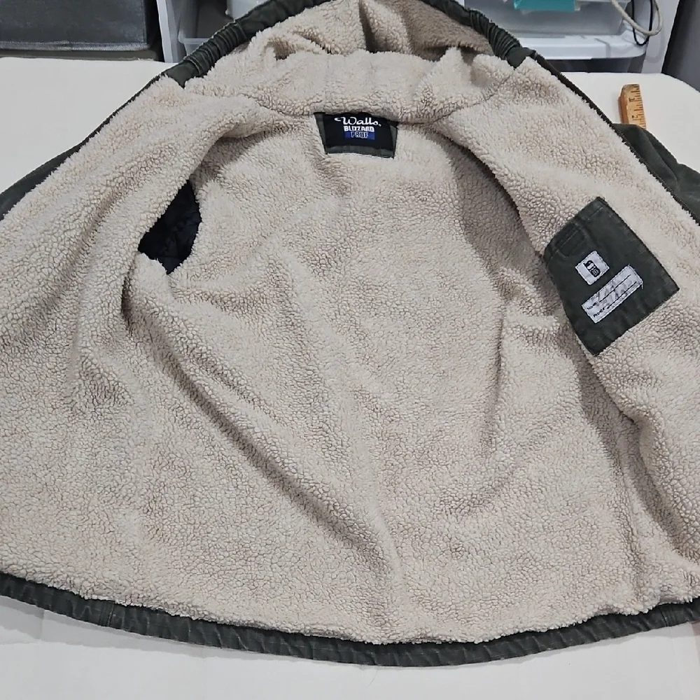 Walls Olive Boys Hooded Sherpa Lined Jacket Coat size 12/14
